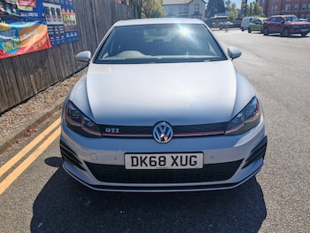 Used Volkswagen Golf 2018 for sale - 78446176: Photo