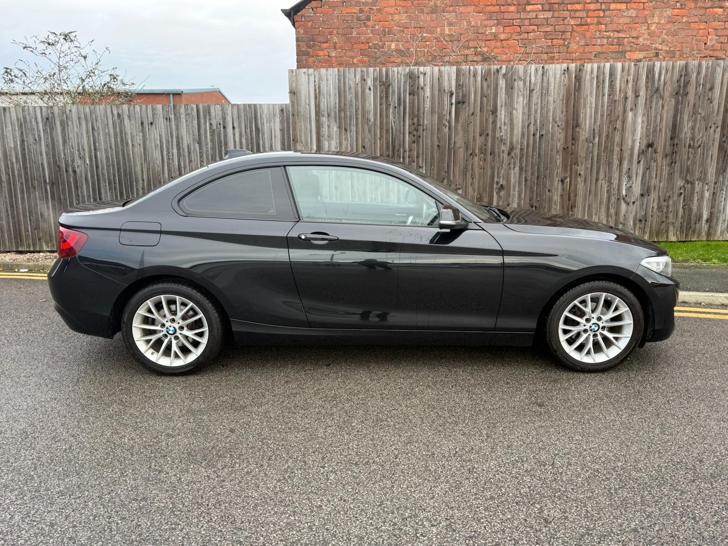 Used BMW 2 Series 2017 for sale - 76817489: Photo 6