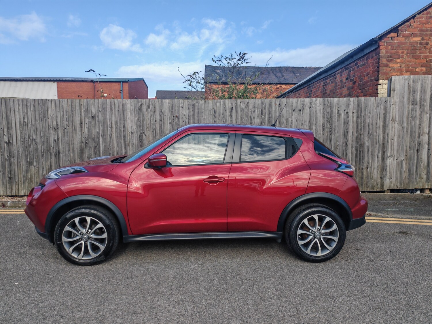 Used Nissan Juke 2015 for sale - 78070666: Photo 6