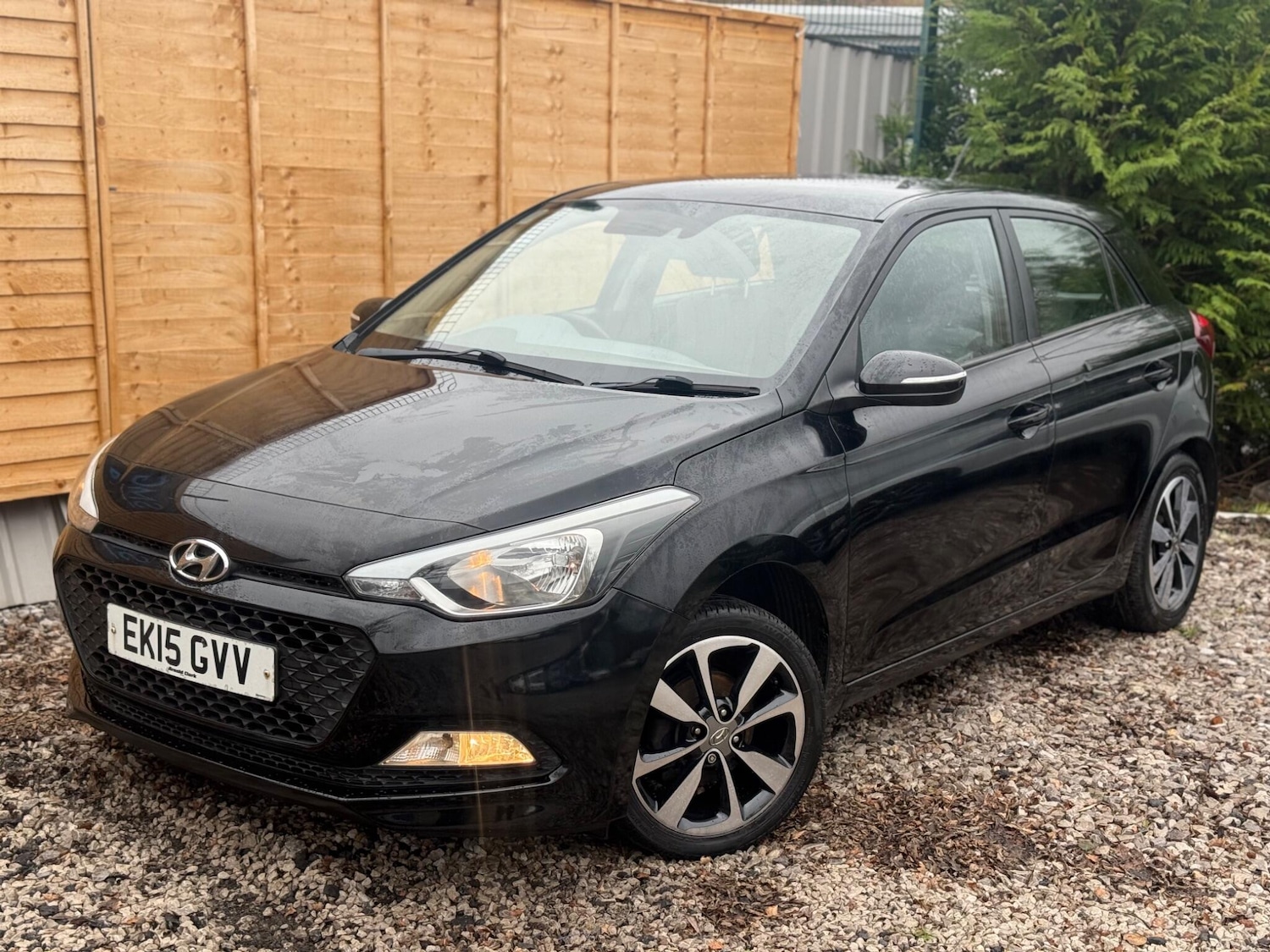 Used Hyundai i20 2015 for sale - 76735334: Photo 2