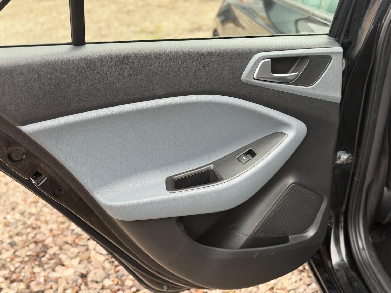 Used Hyundai i20 2015 for sale - 76735334: Photo 32