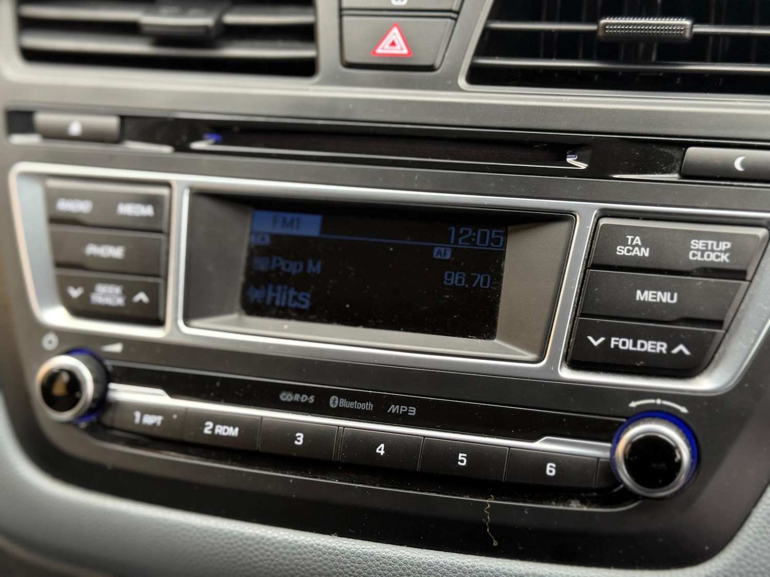 Used Hyundai i20 2015 for sale - 76735334: Photo 35