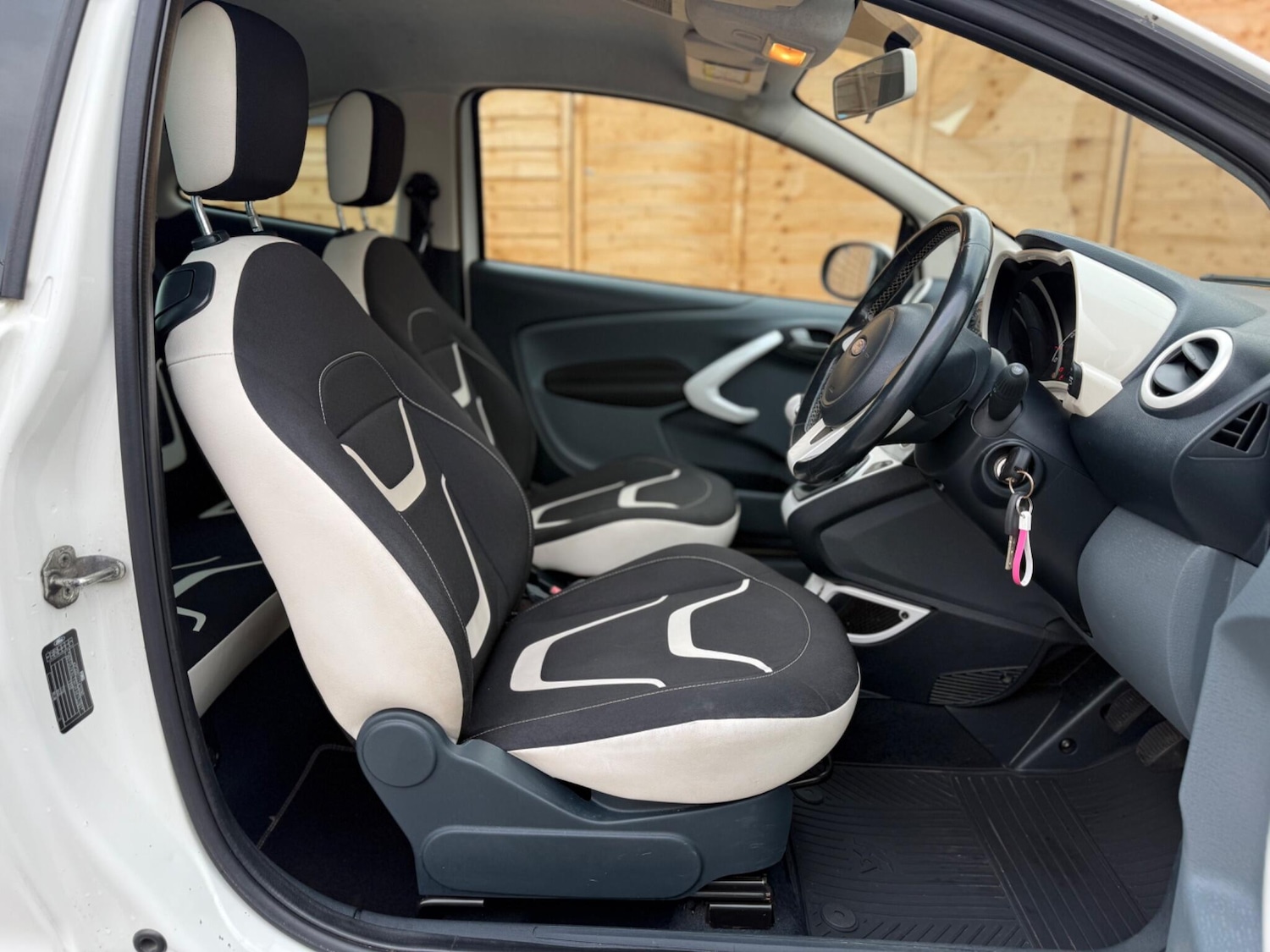 Used Ford Ka for sale - 76728986: Photo 20