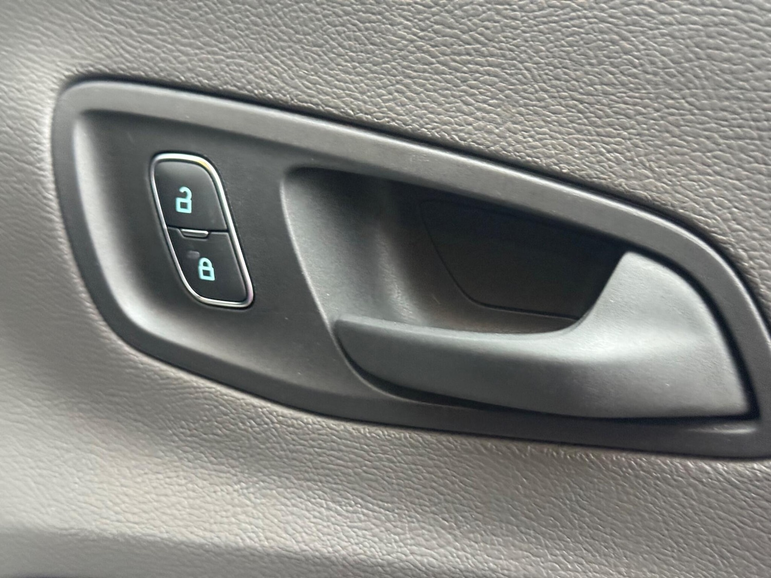 Used Ford Transit 2022 for sale - 76802181: Photo 18