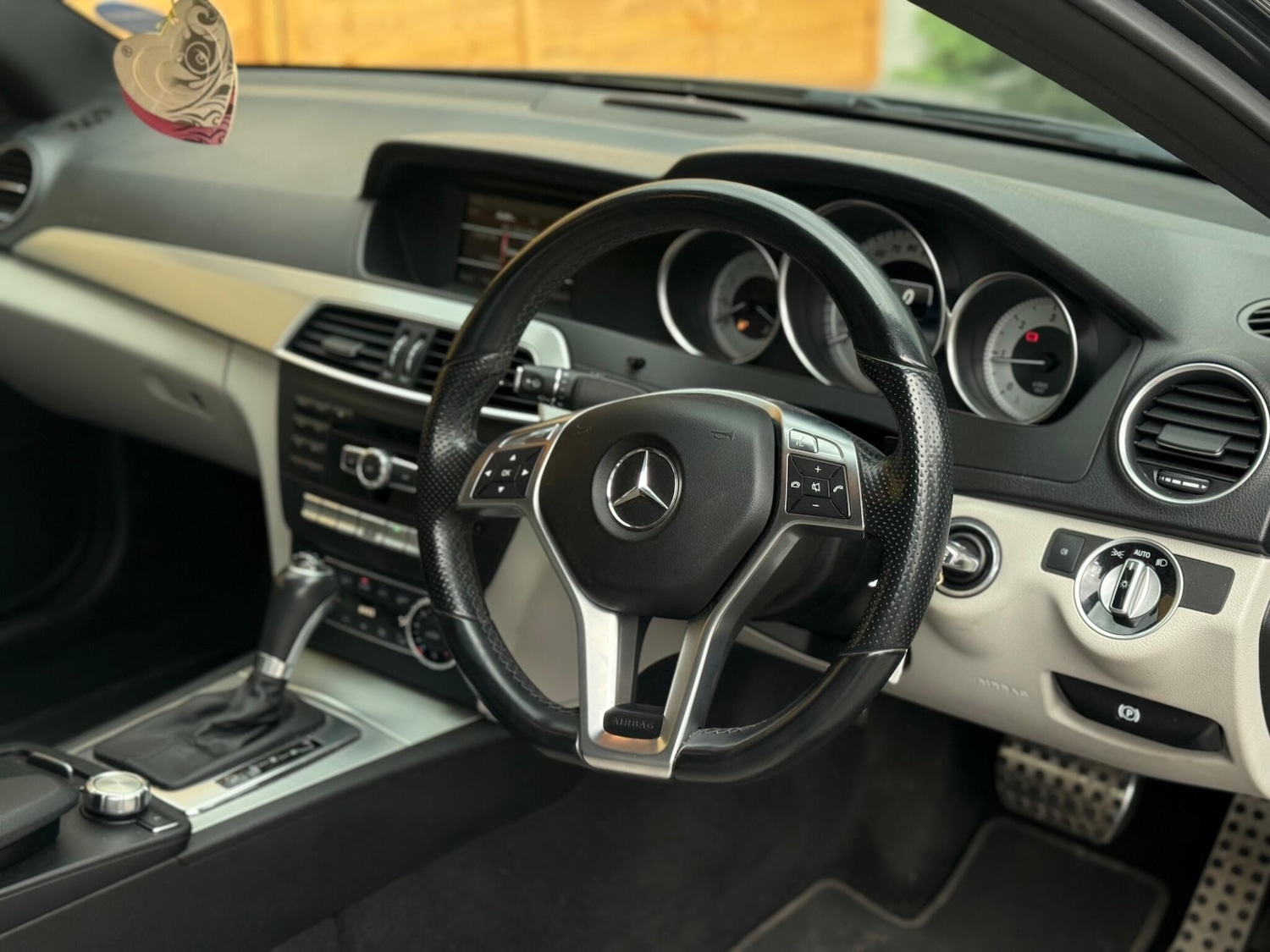 Used Mercedes-Benz C Class 2013 for sale - 76731135: Photo 16