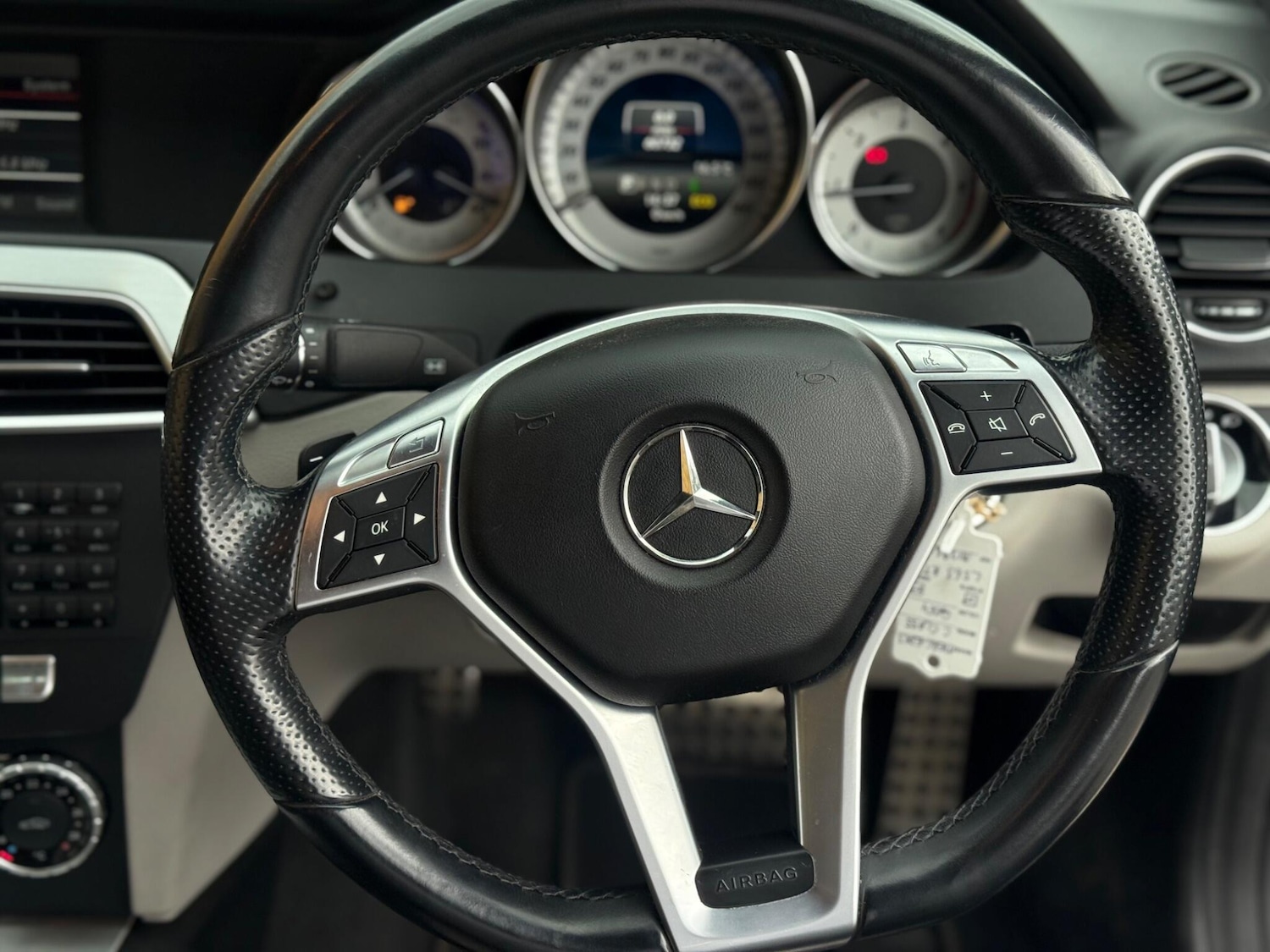 Used Mercedes-Benz C Class 2013 for sale - 76731135: Photo 33