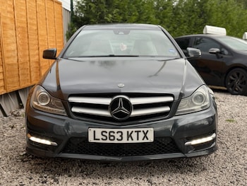 Used Mercedes-Benz C Class 2013 for sale - 76731135: Photo