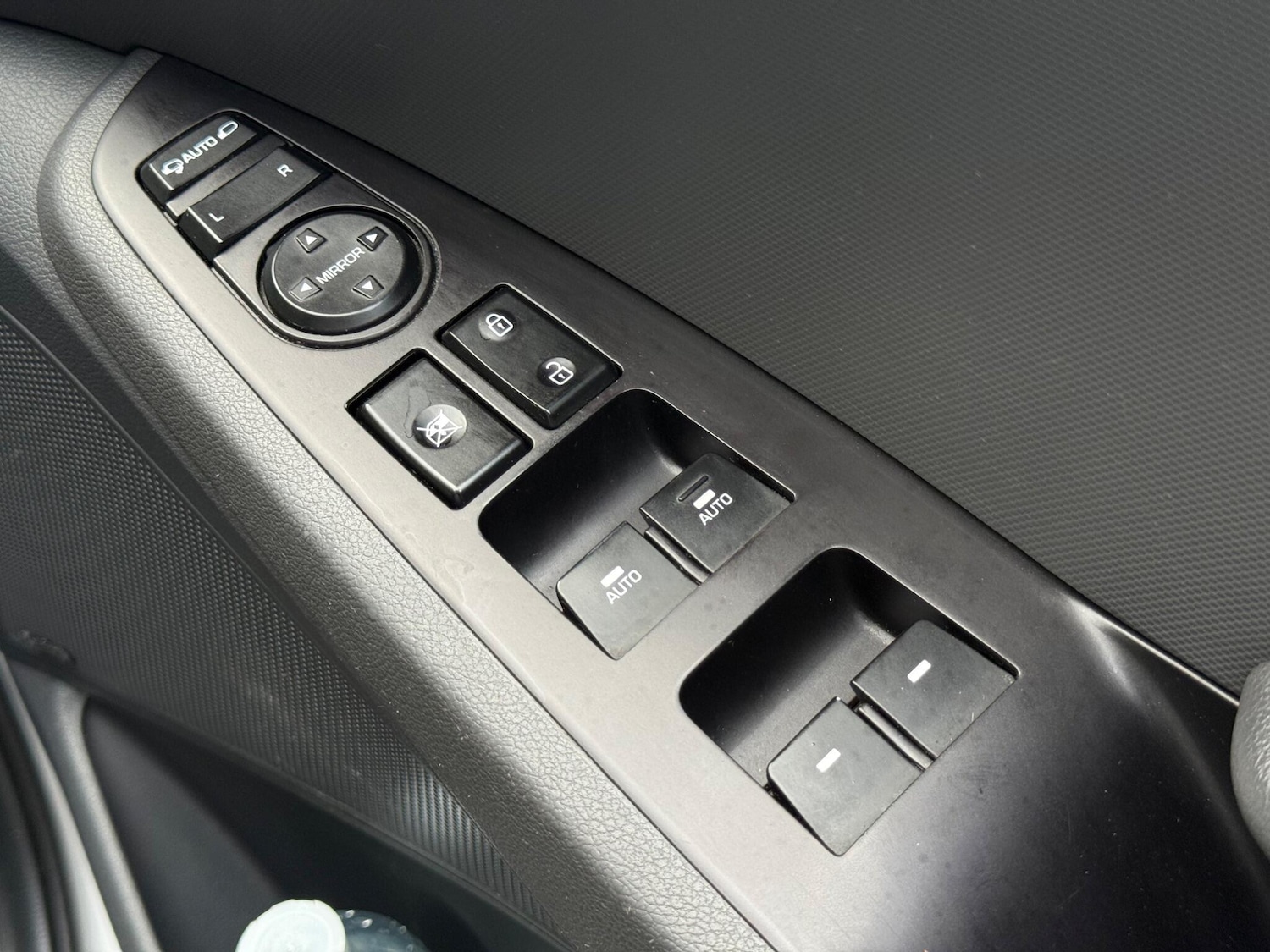 Used Hyundai IONIQ for sale - 76729039: Photo 18