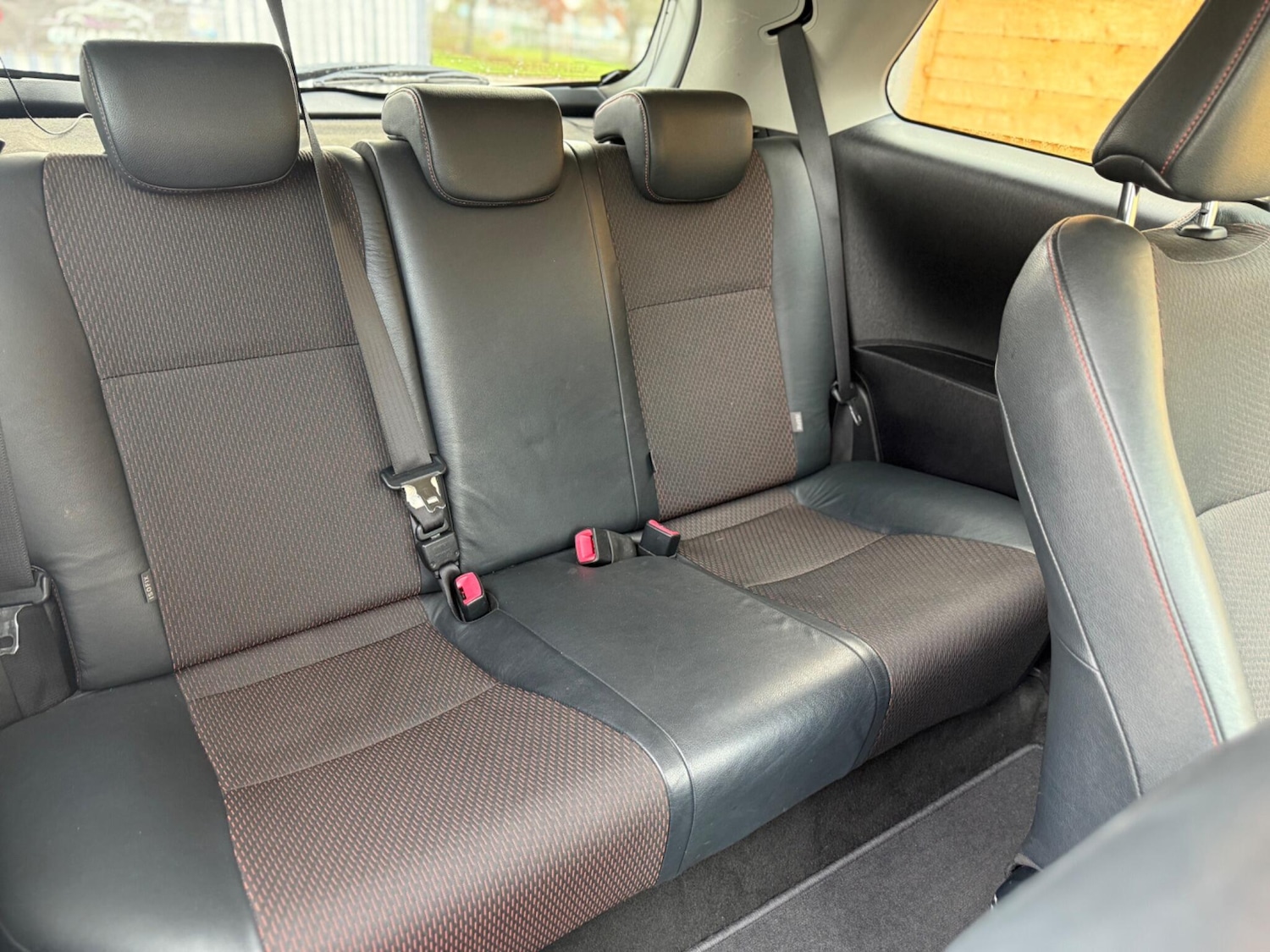 Used Toyota Yaris for sale - 76728985: Photo 14