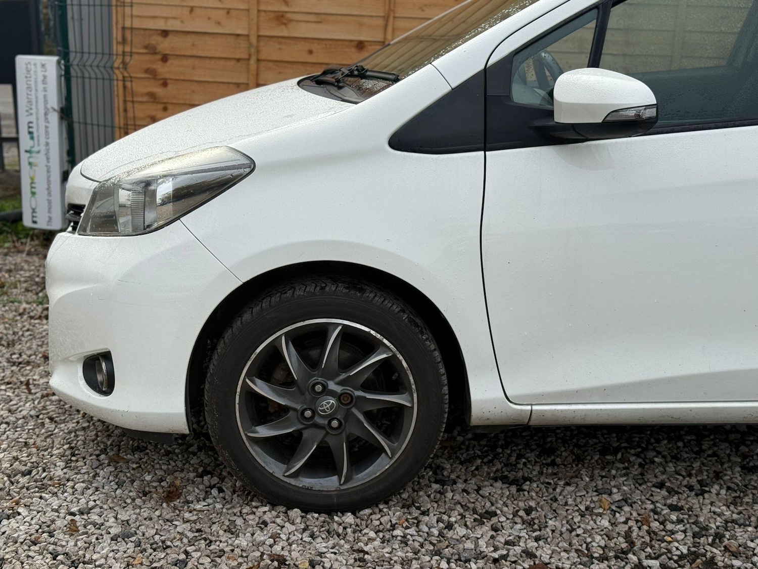 Used Toyota Yaris for sale - 76728985: Photo 19