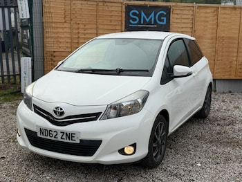 Used Toyota Yaris 2013 for sale - 76728985: Photo