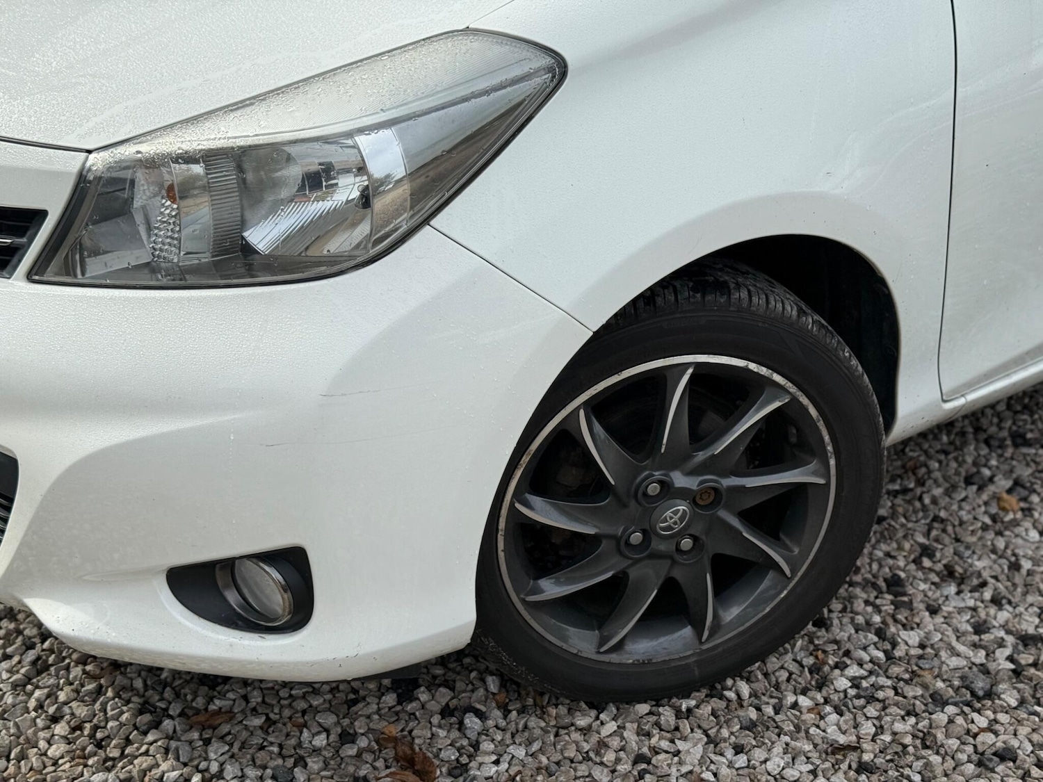 Used Toyota Yaris for sale - 76728985: Photo 20