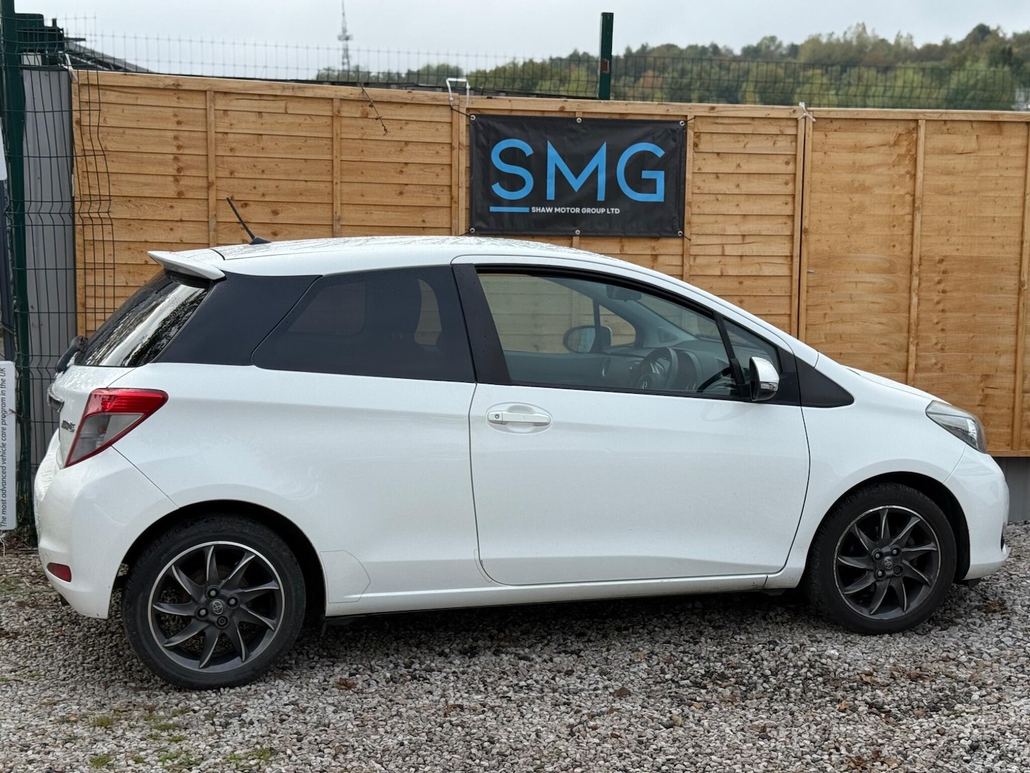 Used Toyota Yaris for sale - 76728985: Photo 8