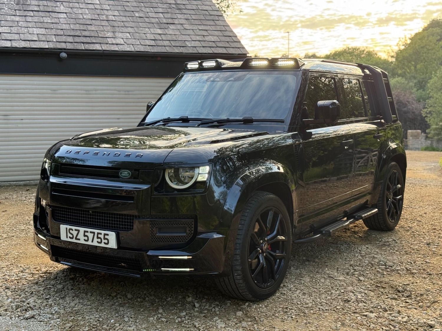 Used Land Rover Defender 110 for sale - 76727884: Photo 21