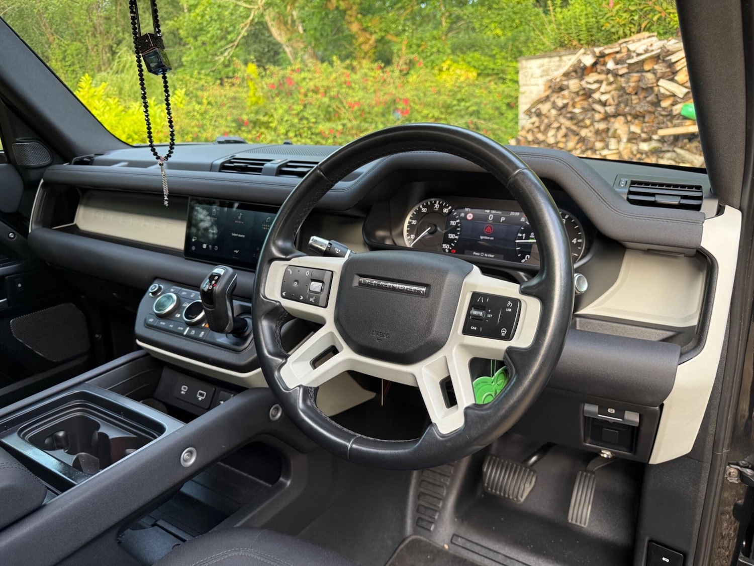 Used Land Rover Defender 110 for sale - 76727884: Photo 43