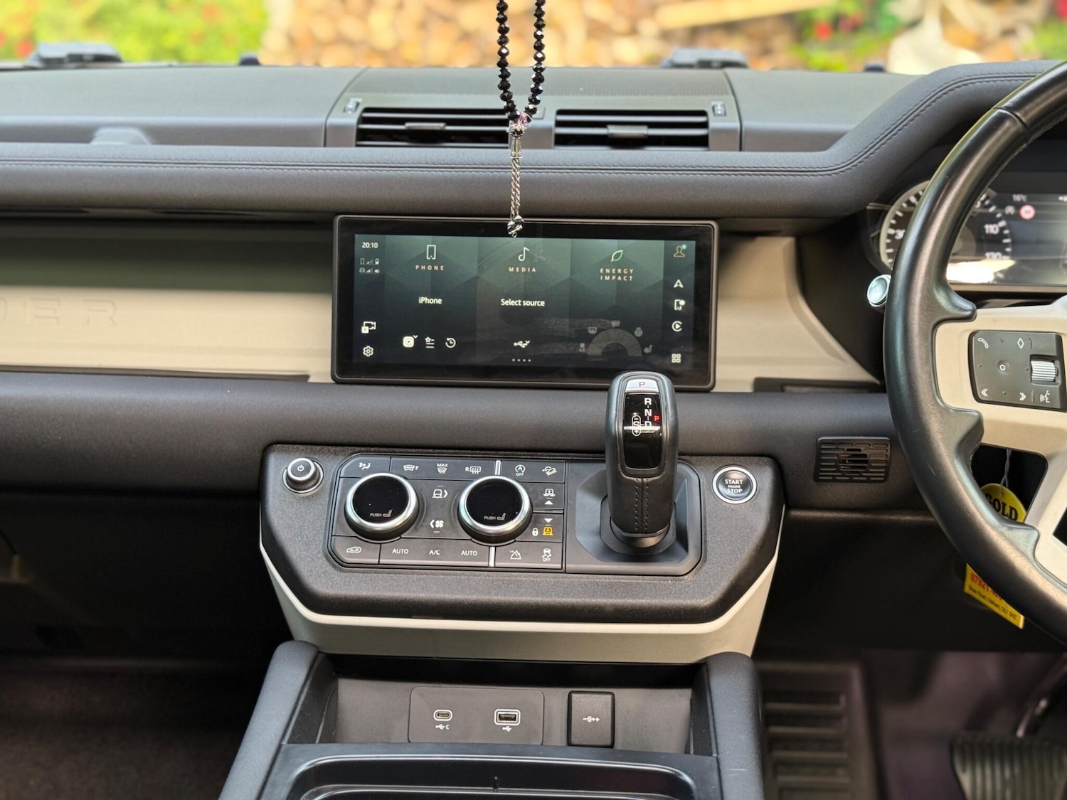 Used Land Rover Defender 110 for sale - 76727884: Photo 50