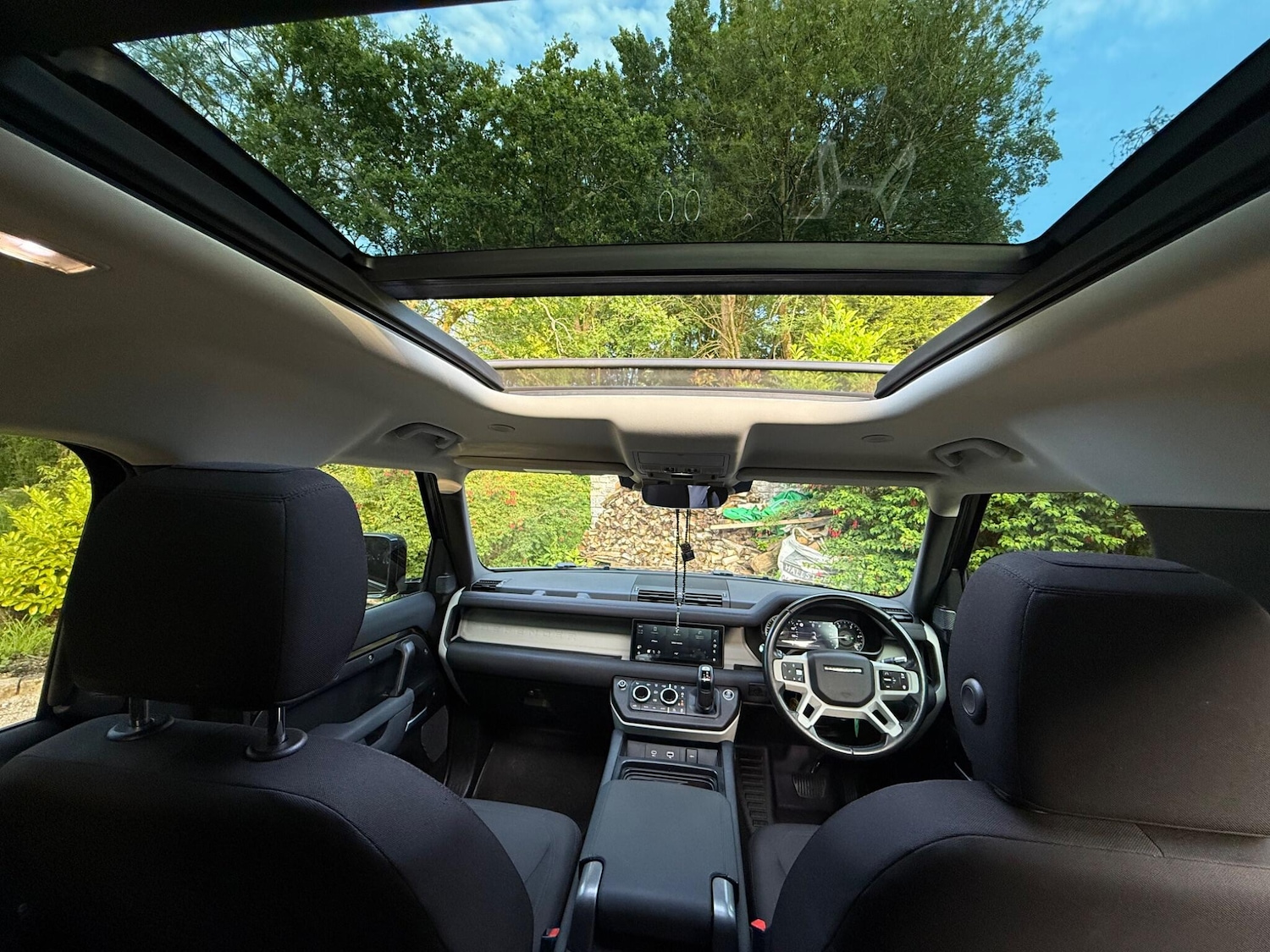 Used Land Rover Defender 110 for sale - 76727884: Photo 51