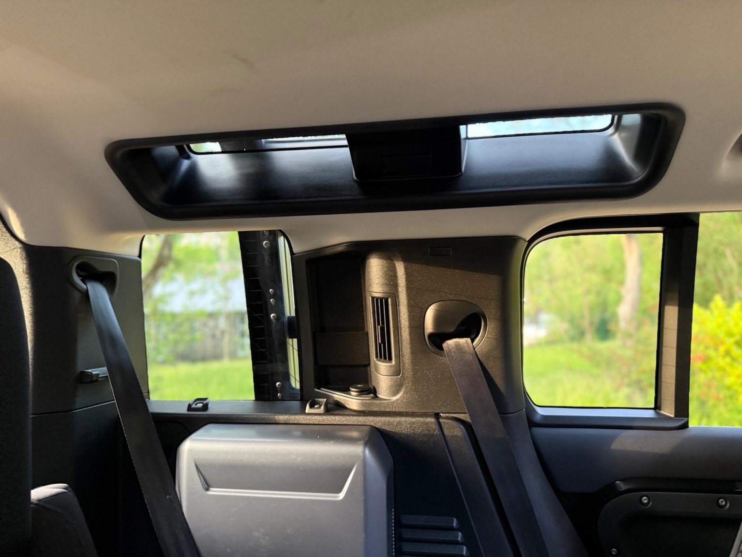 Used Land Rover Defender 110 for sale - 76727884: Photo 56