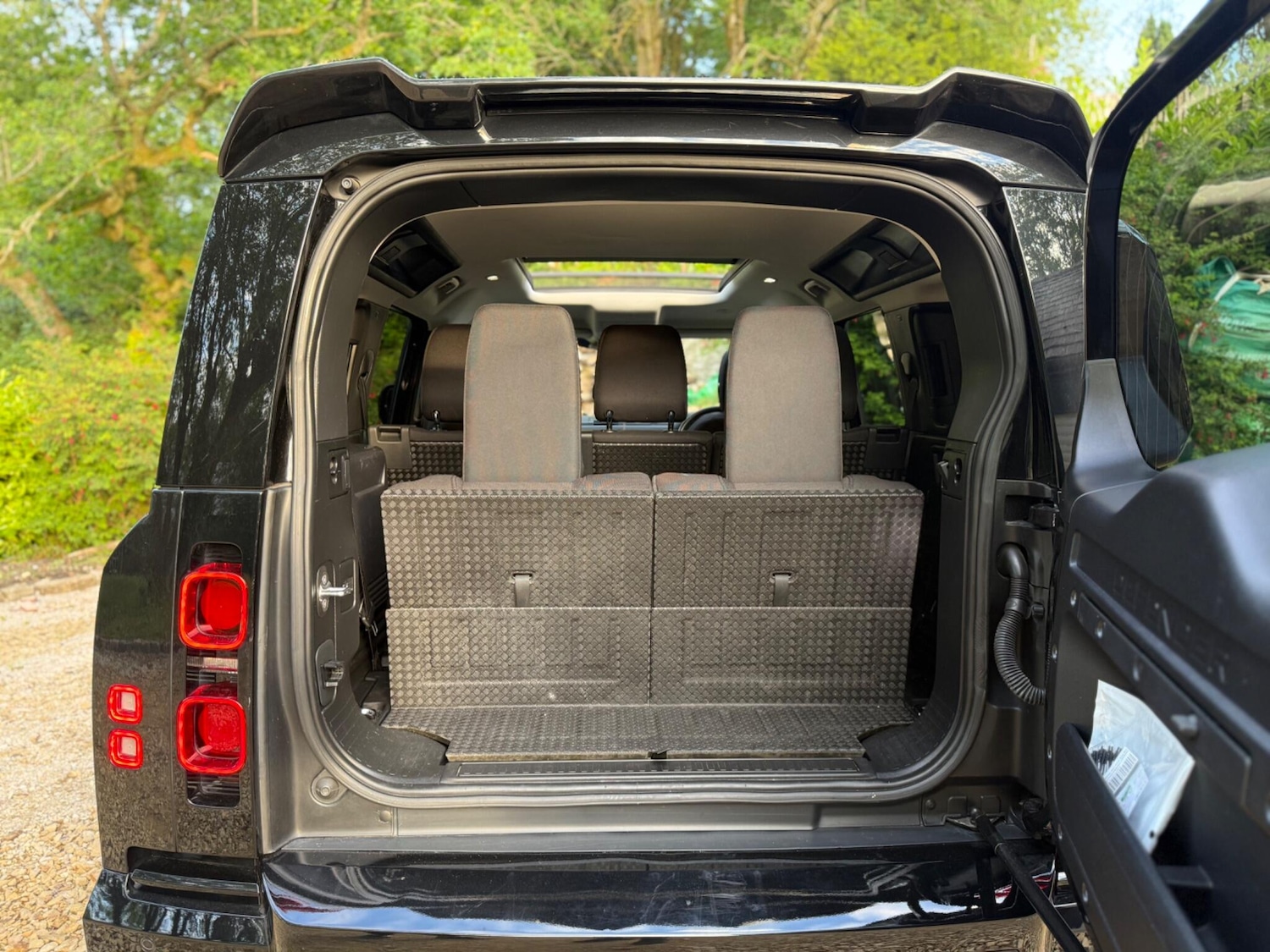 Used Land Rover Defender 110 for sale - 76727884: Photo 58