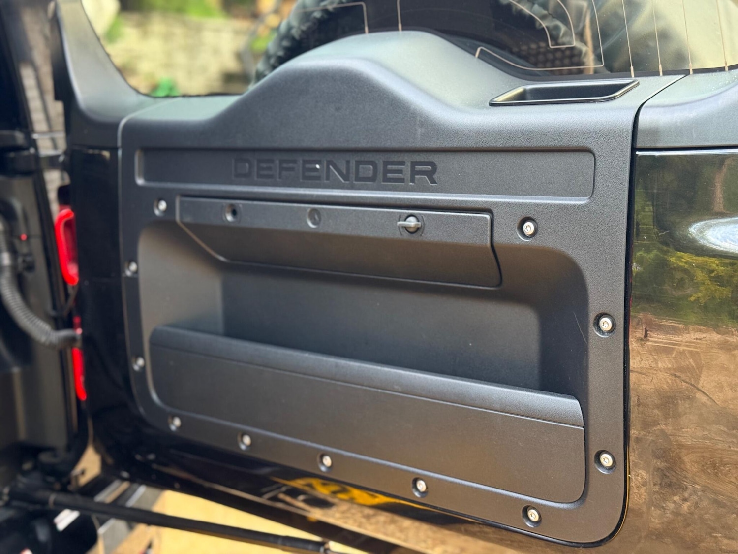 Used Land Rover Defender 110 for sale - 76727884: Photo 59