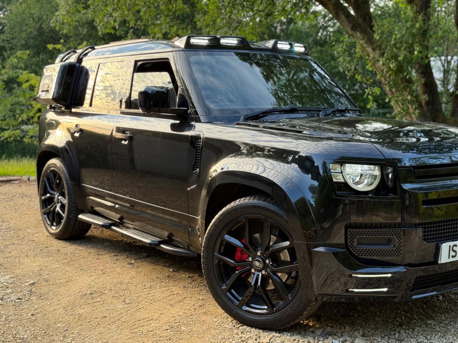 Used Land Rover Defender 110 for sale - 76727884: Photo 6