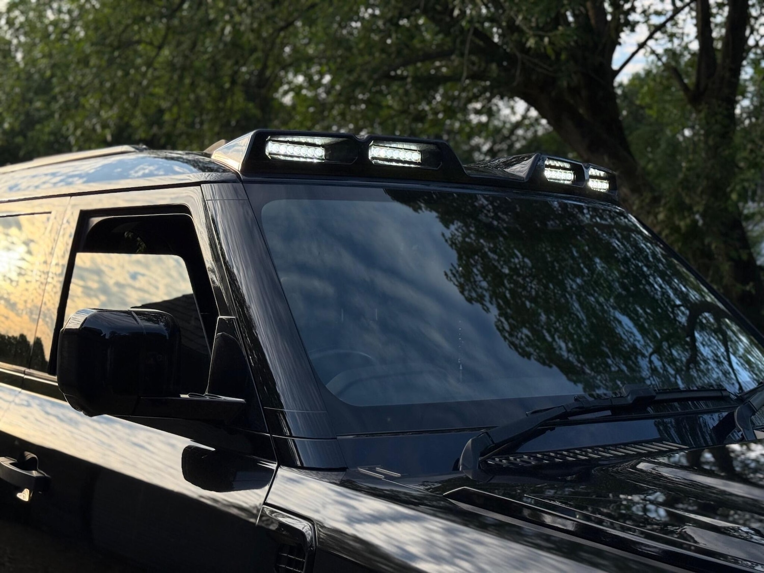 Used Land Rover Defender 110 for sale - 76727884: Photo 8