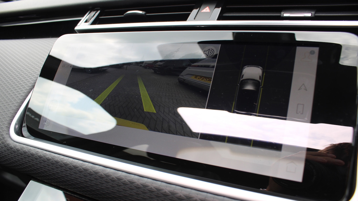 Used Land Rover Range Rover Velar 2022 for sale - 76372335: Photo 12