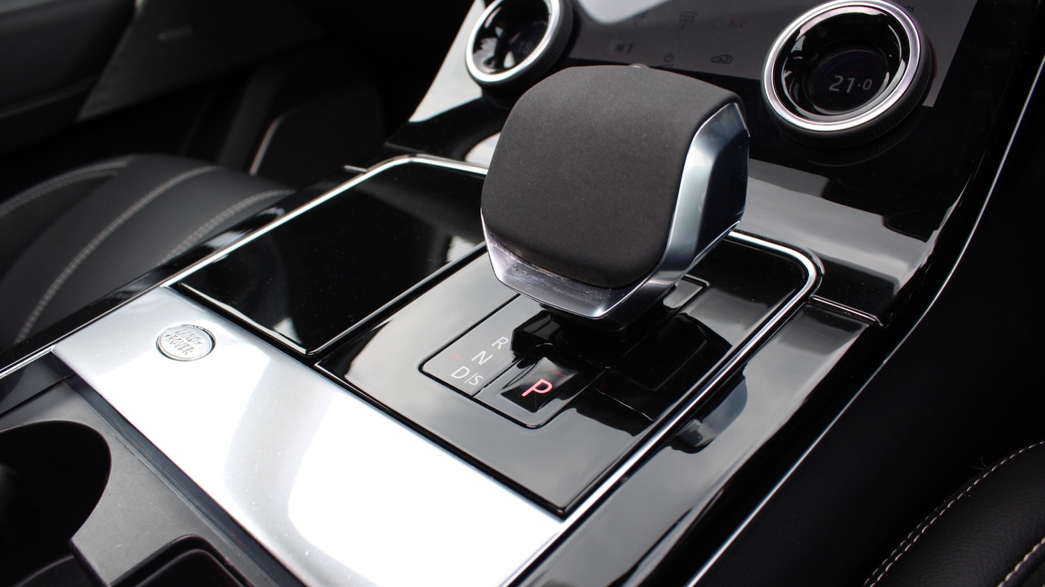 Used Land Rover Range Rover Velar 2022 for sale - 76372335: Photo 13