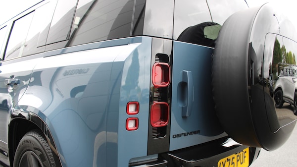 Used Land Rover Defender 2025 for sale - 76261209: Photo 19