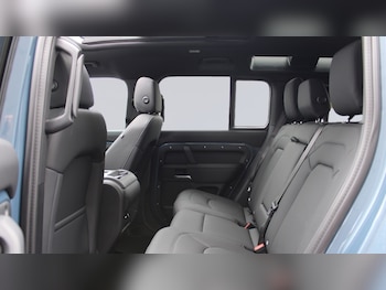 Used Land Rover Defender 2025 for sale - 76261209: Photo
