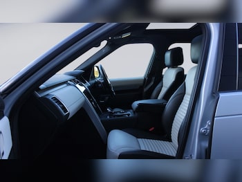 Used Land Rover Discovery 2021 for sale - 76563207: Photo