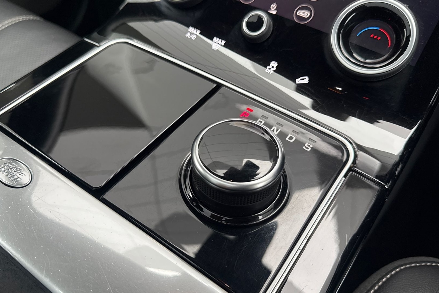 Used Land Rover Range Rover Velar 2018 for sale - 77046376: Photo 13