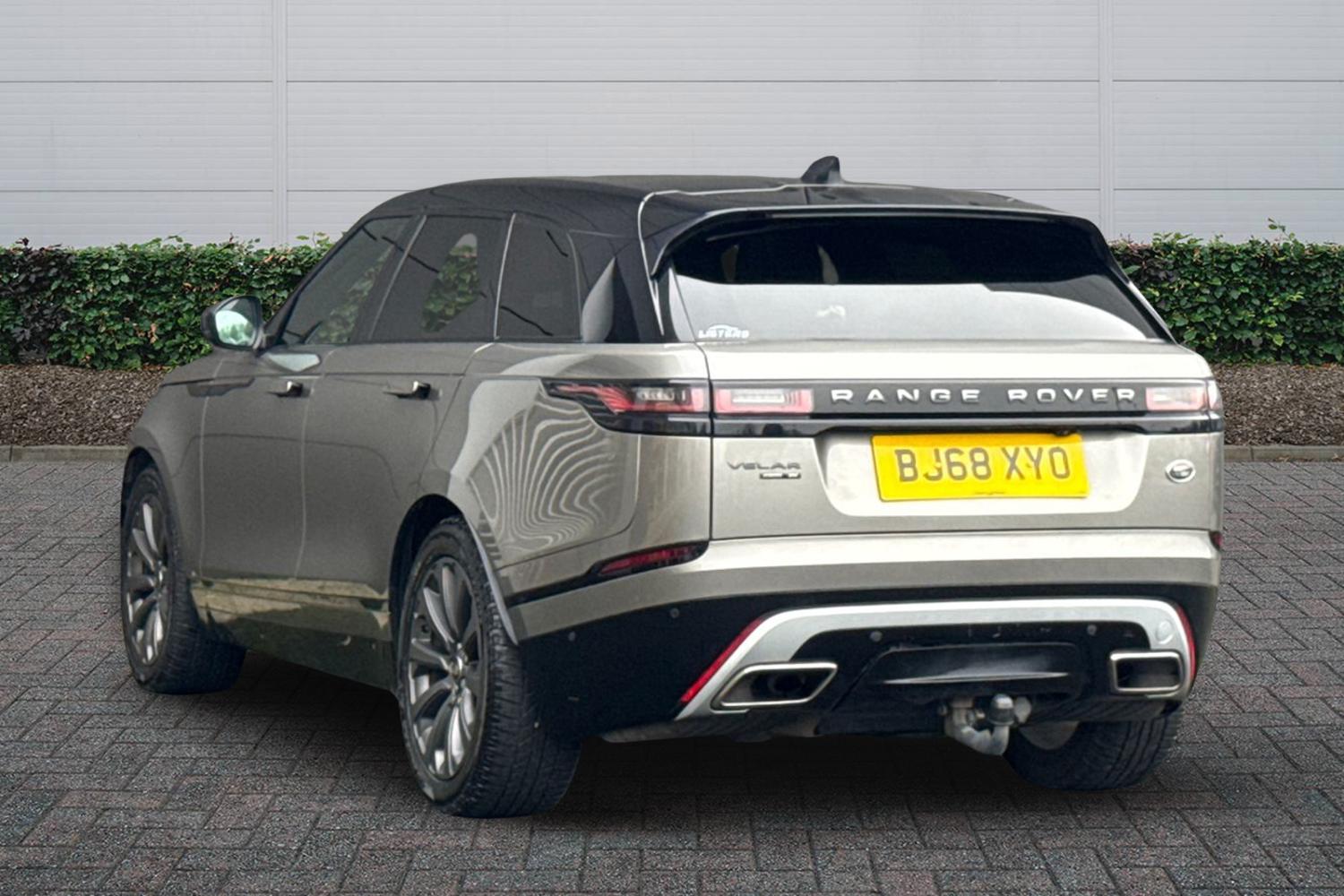 Used Land Rover Range Rover Velar 2018 for sale - 77046376: Photo 2