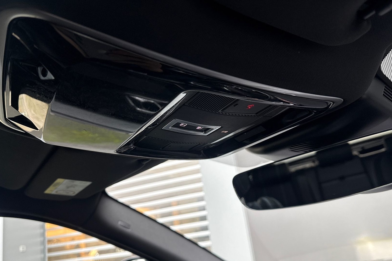 Used Land Rover Range Rover Velar 2018 for sale - 77046376: Photo 23