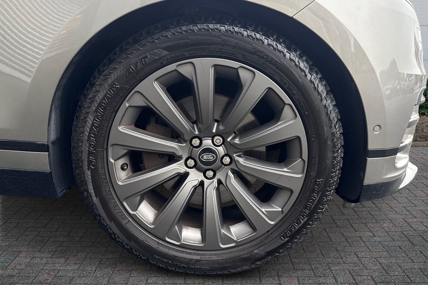 Used Land Rover Range Rover Velar 2018 for sale - 77046376: Photo 8