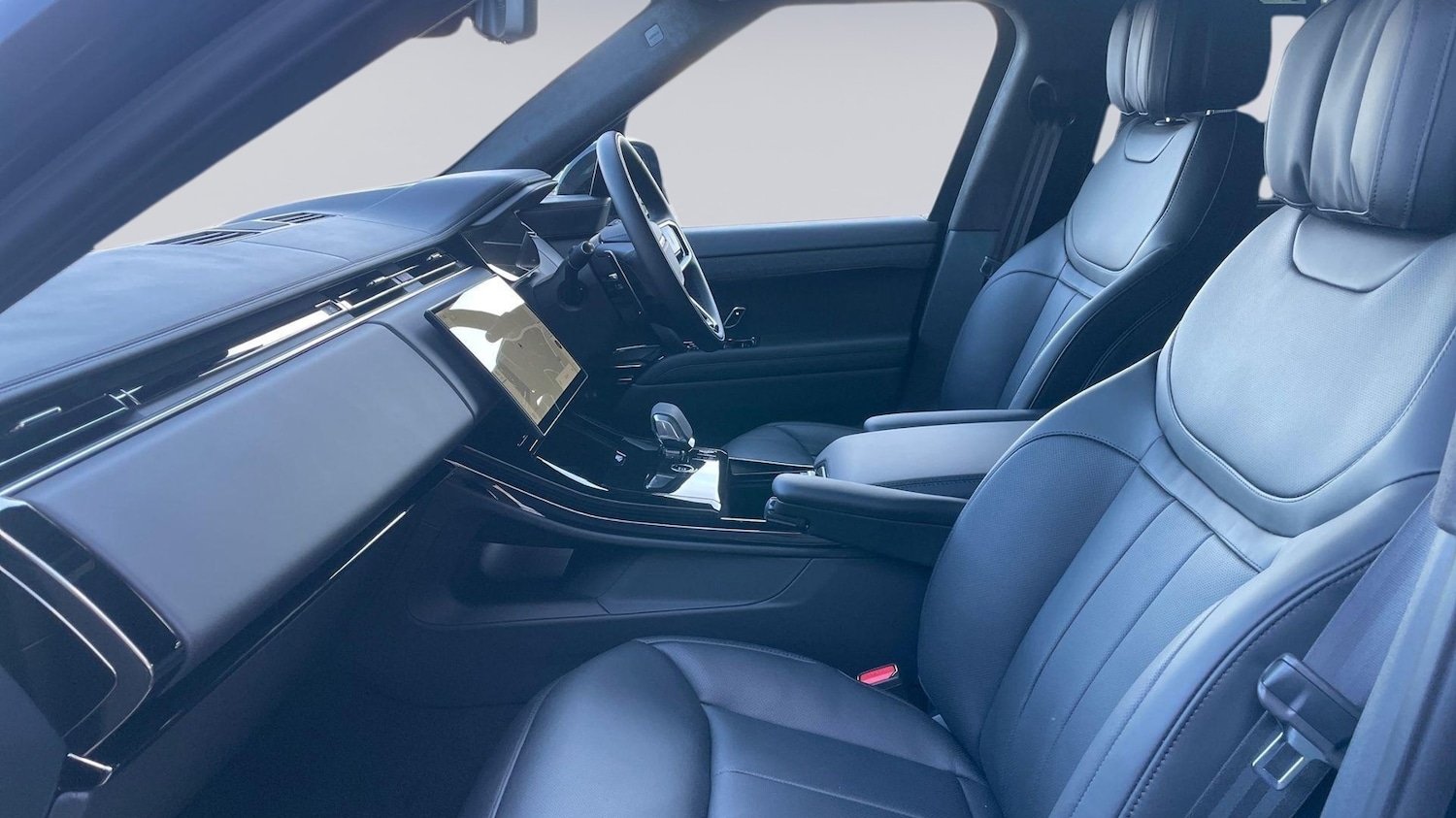 Used Land Rover Range Rover Sport 2025 for sale - 77840893: Photo 3