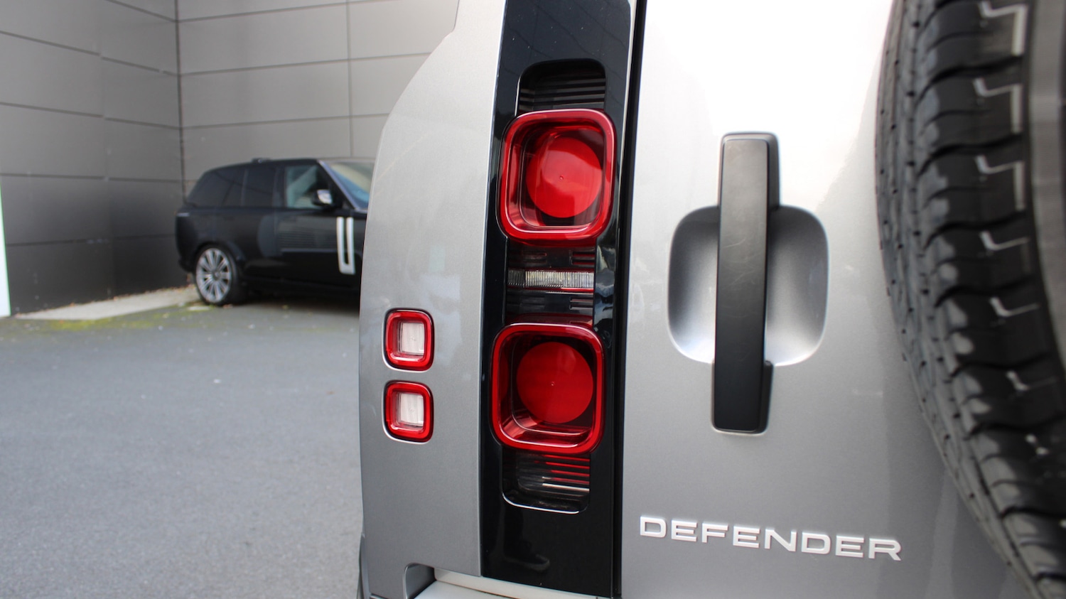 Used Land Rover Defender 90 2023 for sale - 76574664: Photo 19