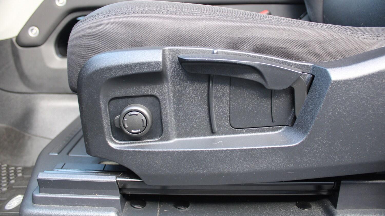 Used Land Rover Defender 90 2023 for sale - 76574664: Photo 31