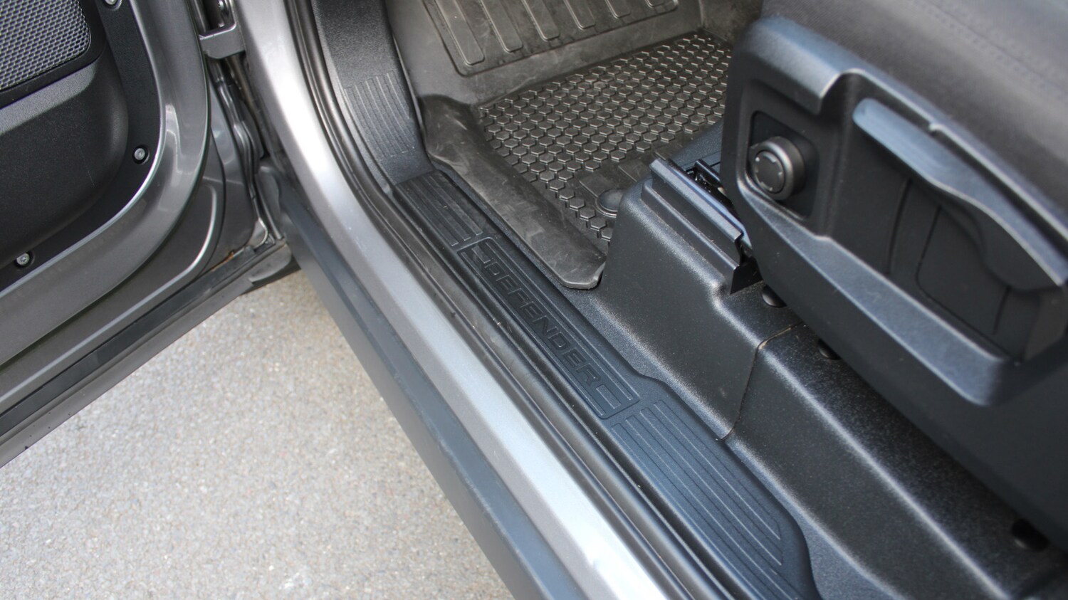 Used Land Rover Defender 90 2023 for sale - 76574664: Photo 32