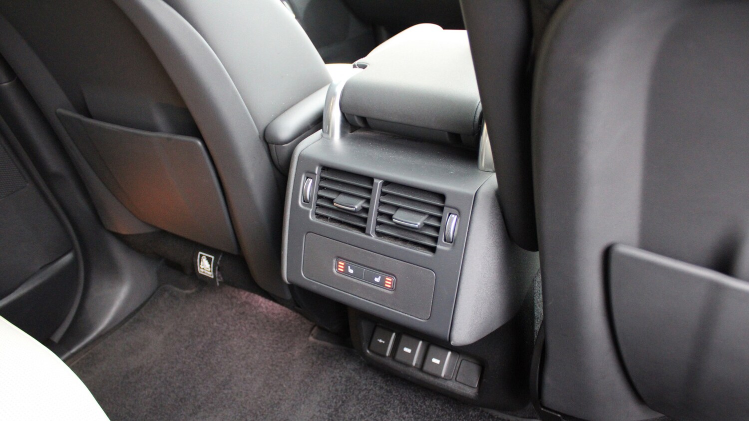 Used Land Rover Discovery 2023 for sale - 77539403: Photo 17