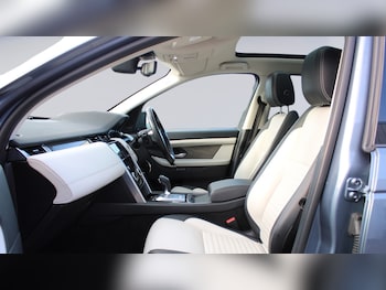 Used Land Rover Discovery Sport 2020 for sale - 76419886: Photo