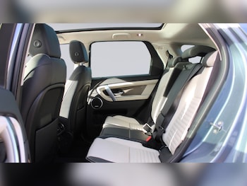 Used Land Rover Discovery Sport 2020 for sale - 76419886: Photo