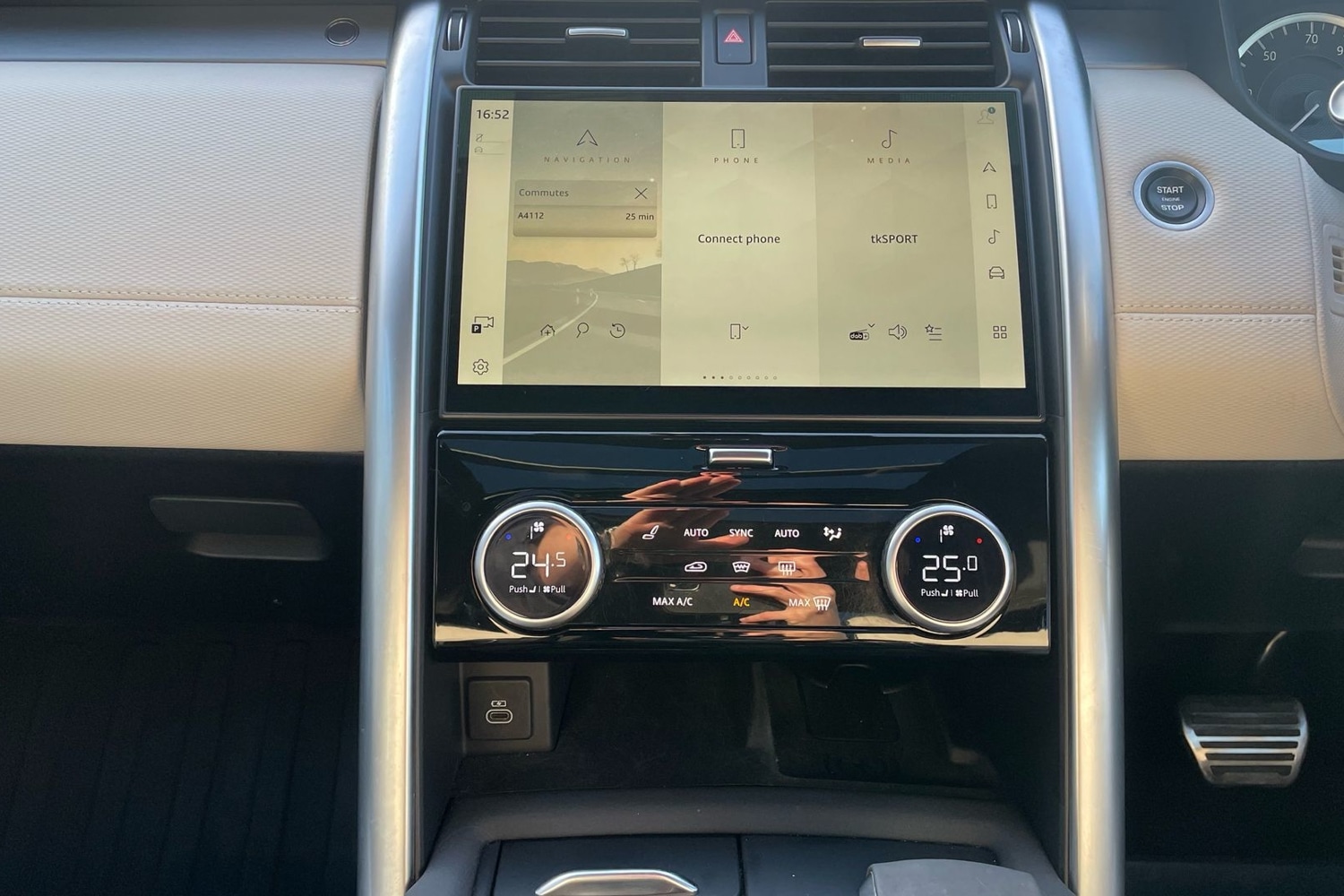 Used Land Rover Discovery 2023 for sale - 77893594: Photo 14