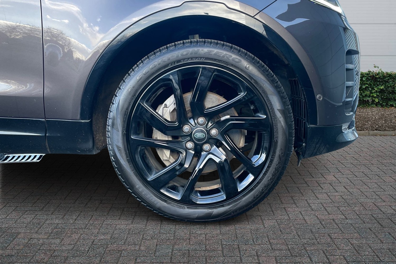 Used Land Rover Discovery 2023 for sale - 77893594: Photo 8