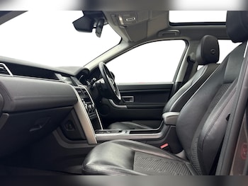 Used Land Rover Discovery Sport 2019 for sale - 77321327: Photo