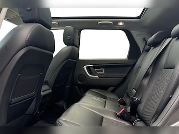 Used Land Rover Discovery Sport 2019 for sale - 77321327: Photo