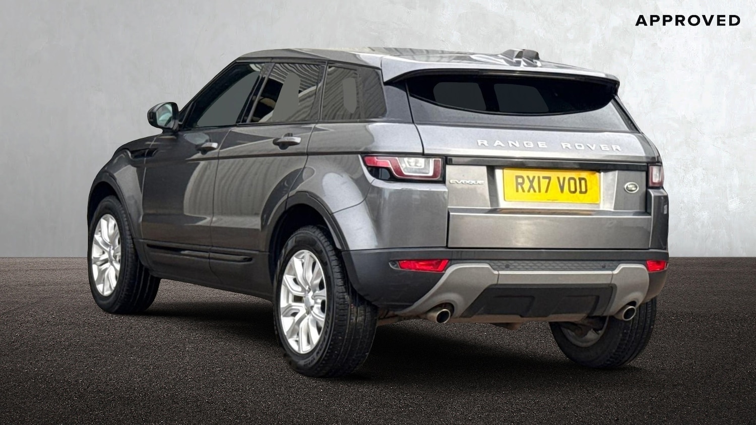 Used Land Rover Range Rover Evoque 2017 for sale - 77480016: Photo 2