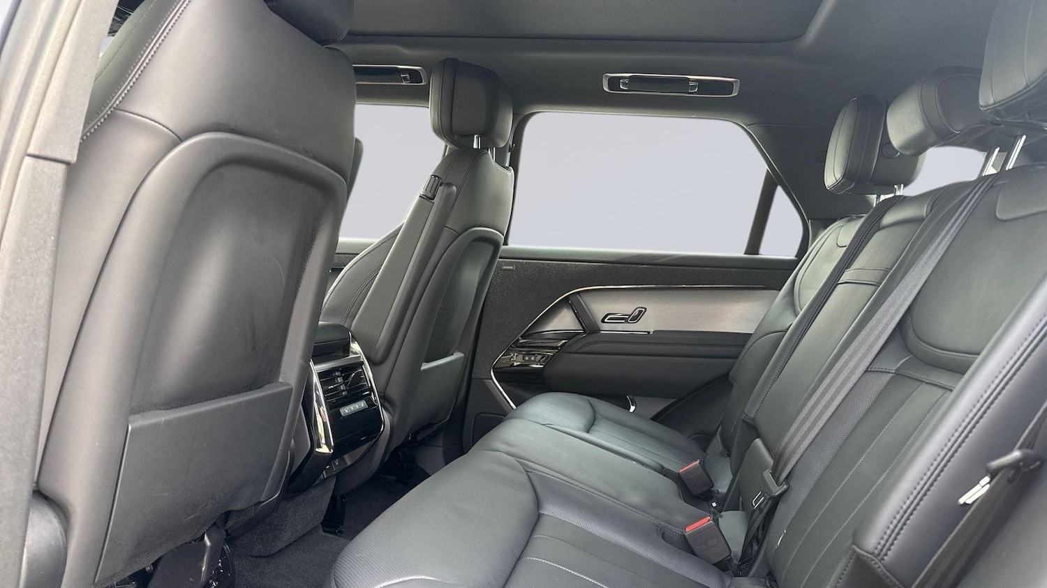 Used Land Rover Range Rover Sport 2024 for sale - 77770751: Photo 4