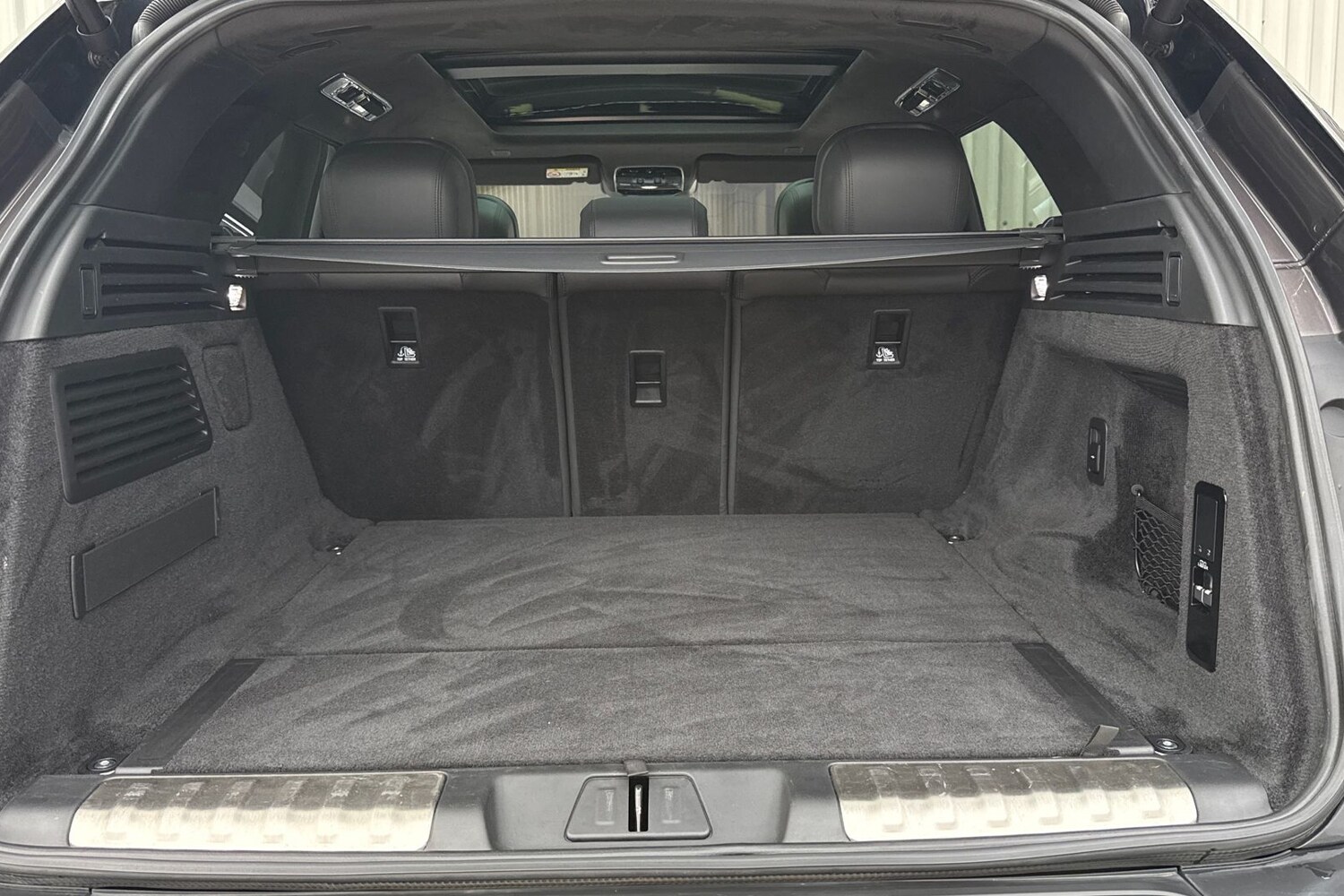 Used Land Rover Range Rover Sport 2023 for sale - 77268872: Photo 10