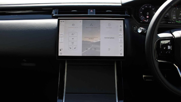 Used Land Rover Range Rover Velar 2025 for sale - 74823705: Photo 14